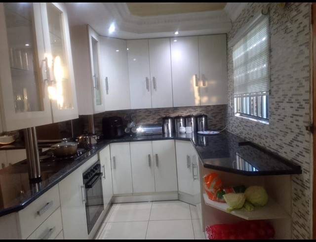 3 BEDROOM HOUSE FOR SALE IN WINDMILL PARK